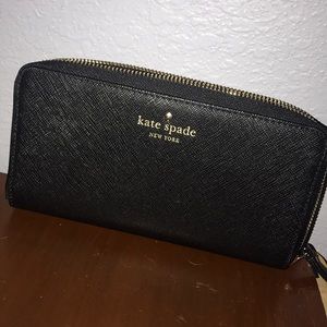 👜Kate Spade wristlet👜